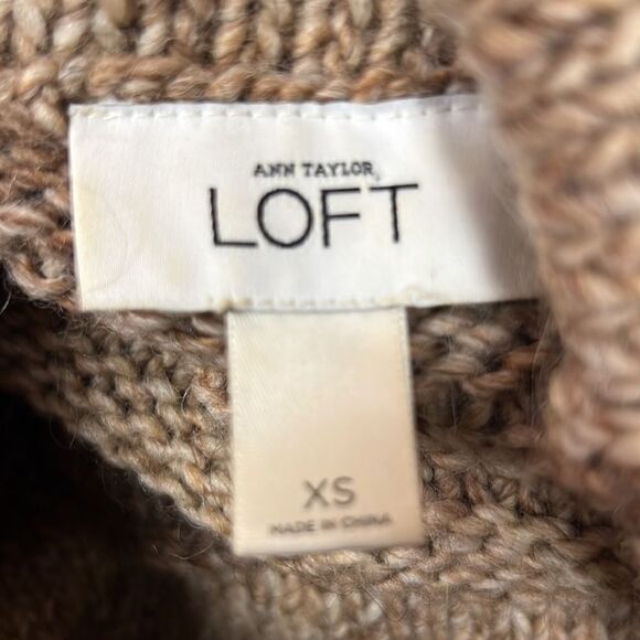 👠Ann Taylor Loft brown ombré cowl neck sweater Sz XS - Picture 7 of 7